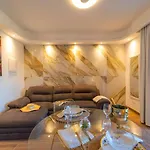아파트 La Maison Doree 올비아