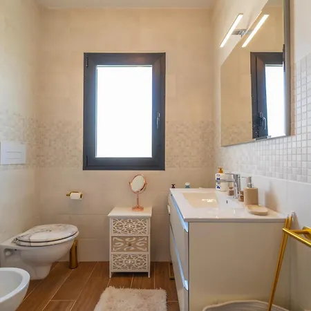 La Maison Doree *